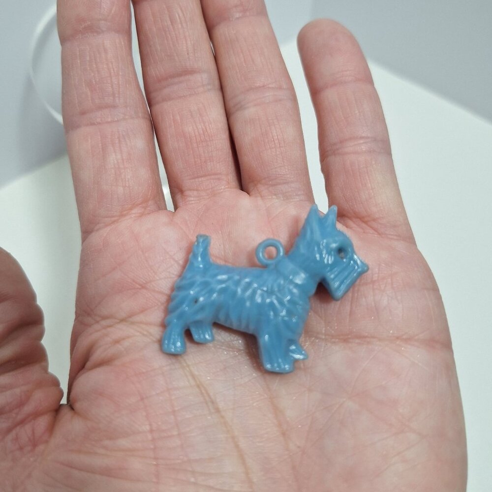 Blue Plastic Terrier Dog Vintage Charm Pendant Jewelry W Collar Scottish Westie - Picture 7 of 12